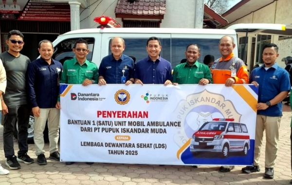 Perkuat Akses Kesehatan Warga, PIM Serahkan Ambulans Kedua untuk Lembaga Dewantara Sehat